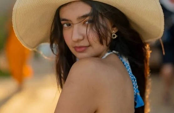 Anushka Sen Career Life