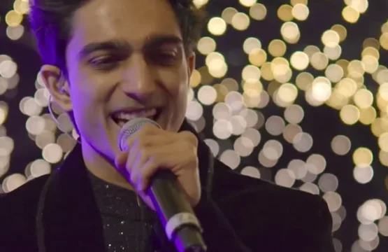 Kiara Advani's brother Mishaal Advani sings at the sangeet ceremony