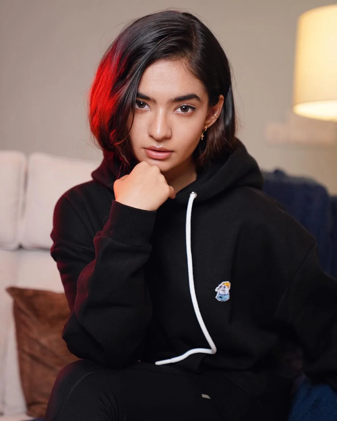 Anushka Sen Social Media Links