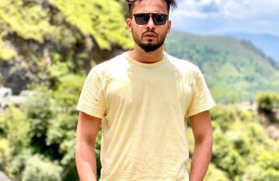 Elvish Yadav Physical Stats