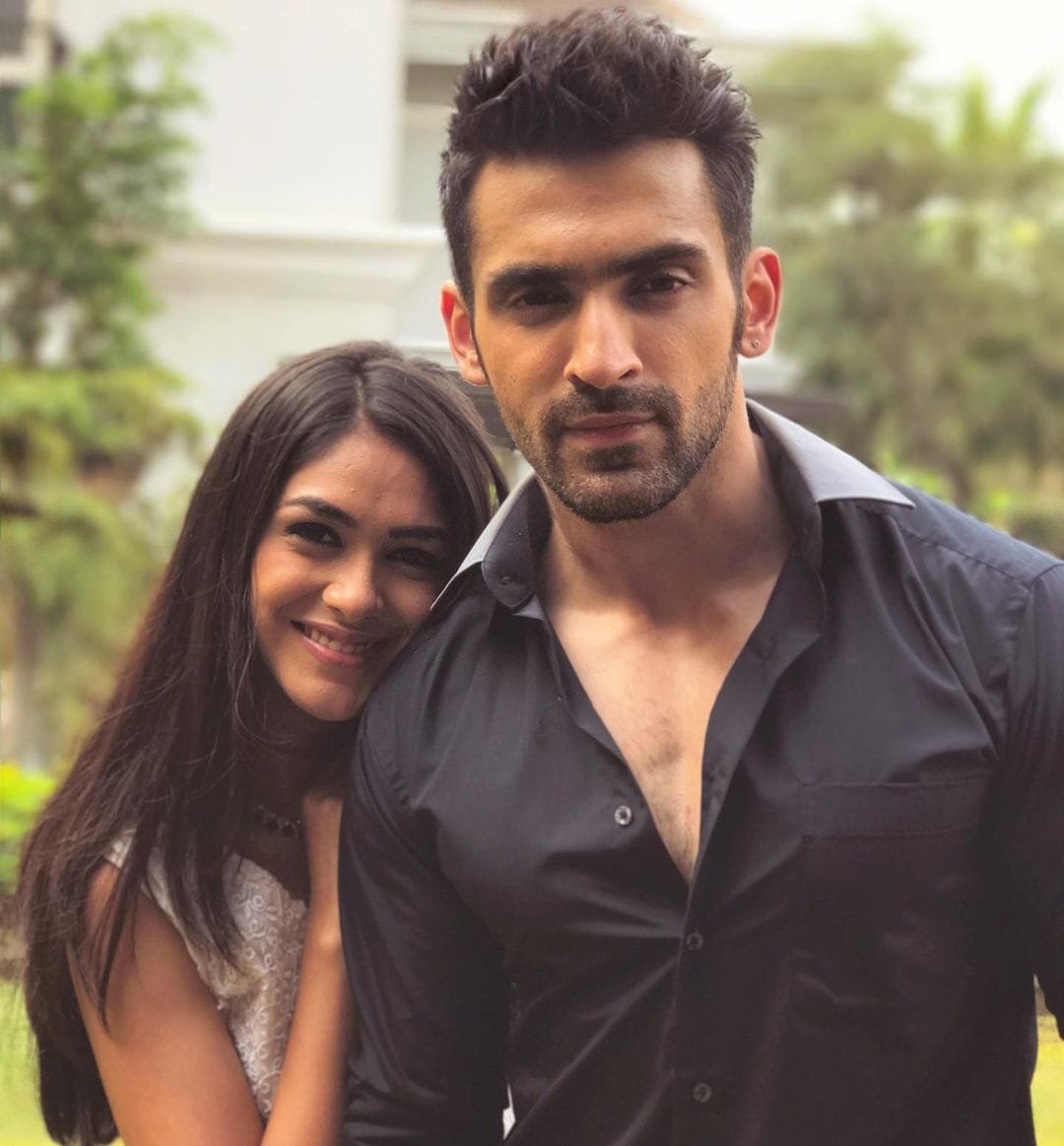 Mrunal Thakur Rumored Boyfriend Arjit Taneja