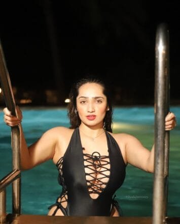 Aditi Mistry Biography