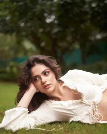 Aneet Padda Biography